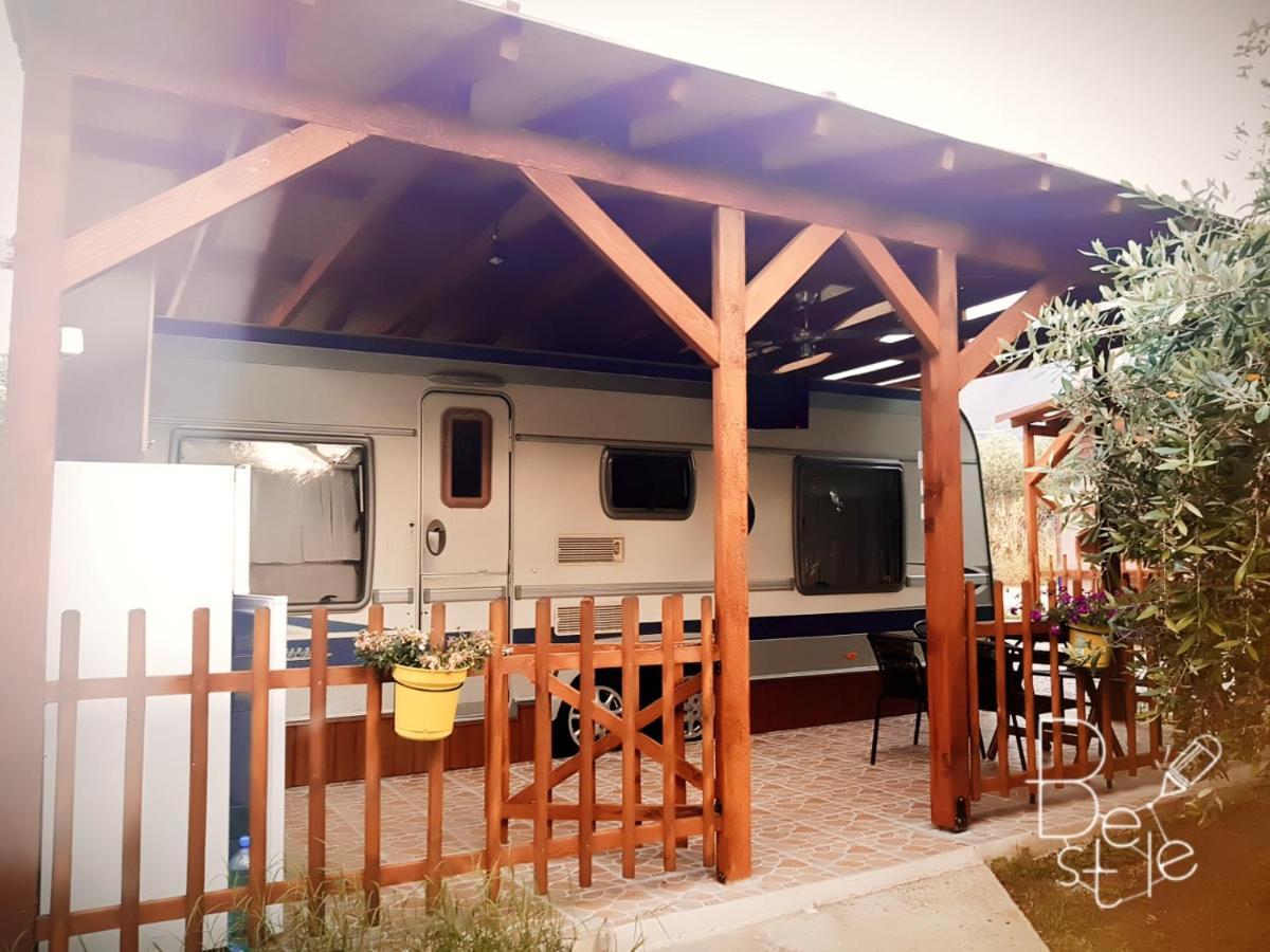 Caravan Rona สกาลา กัลลีราคิส ภายนอก รูปภาพ